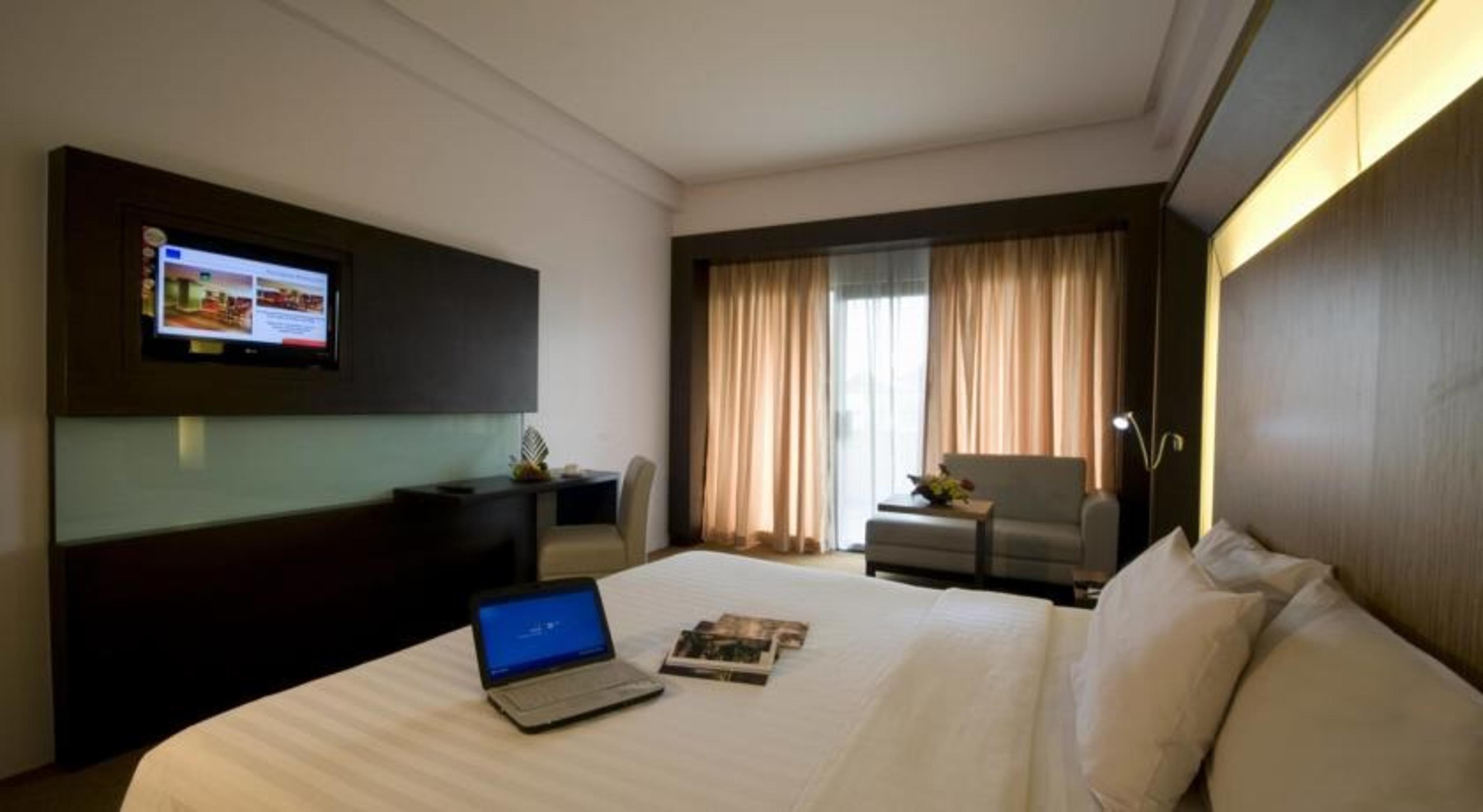 Ap Premier Batam Hotel Nagoya Exterior photo