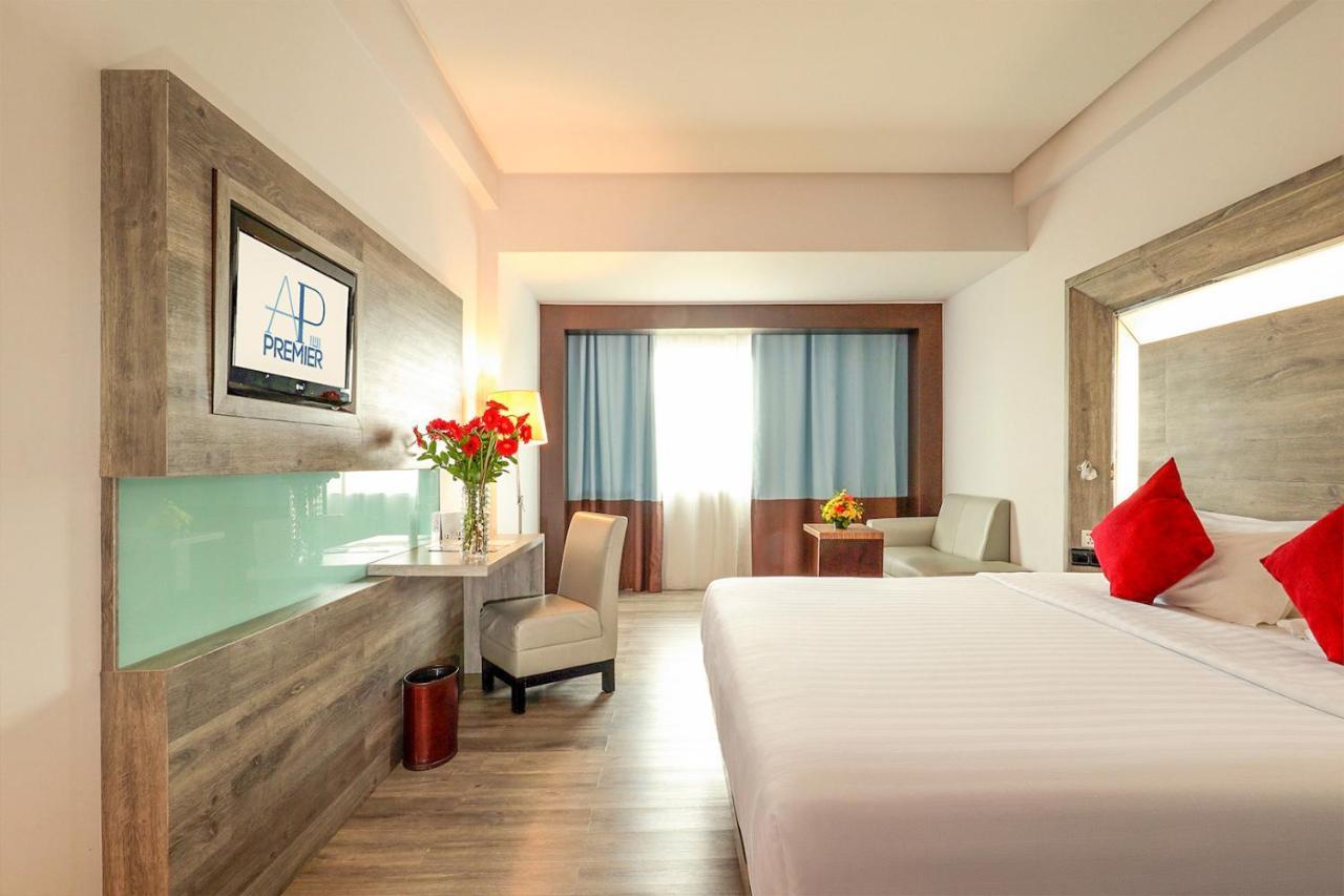 Ap Premier Batam Hotel Nagoya Exterior photo