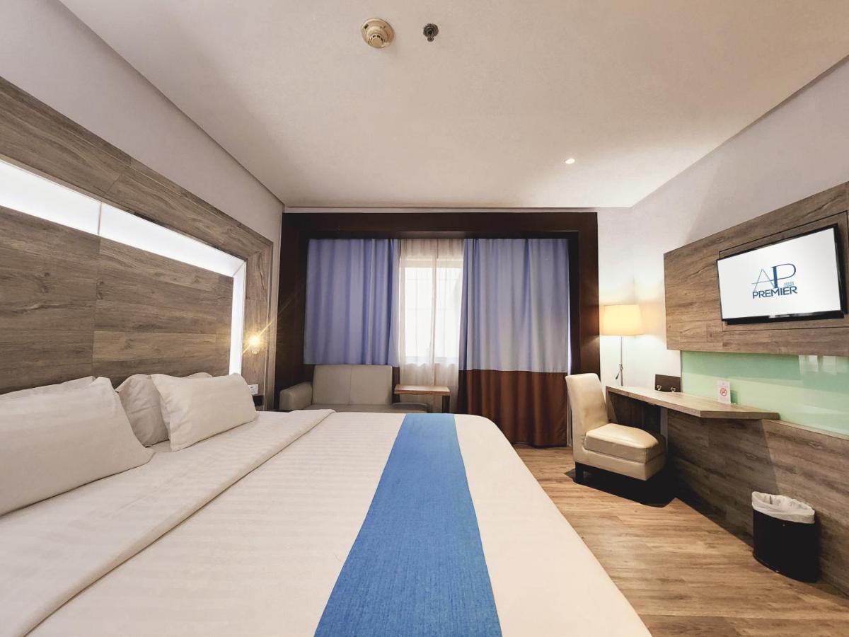 Ap Premier Batam Hotel Nagoya Exterior photo