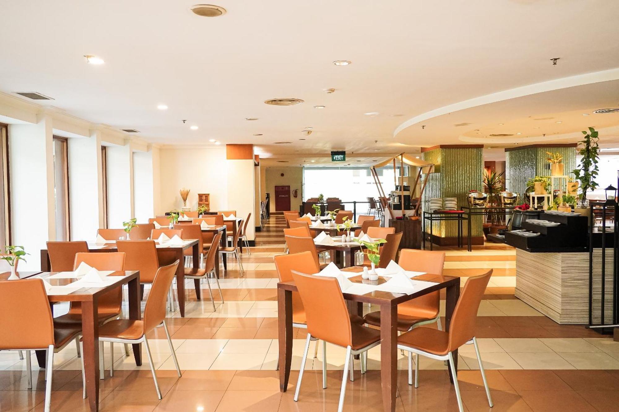 Ap Premier Batam Hotel Nagoya Exterior photo